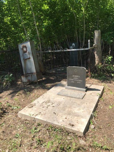 33786515_2091426670899475_534188451520577536_n